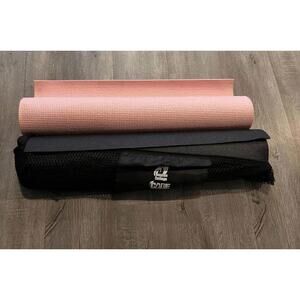 Gaiam Essentials Yoga Mat and Carrying Strap Set